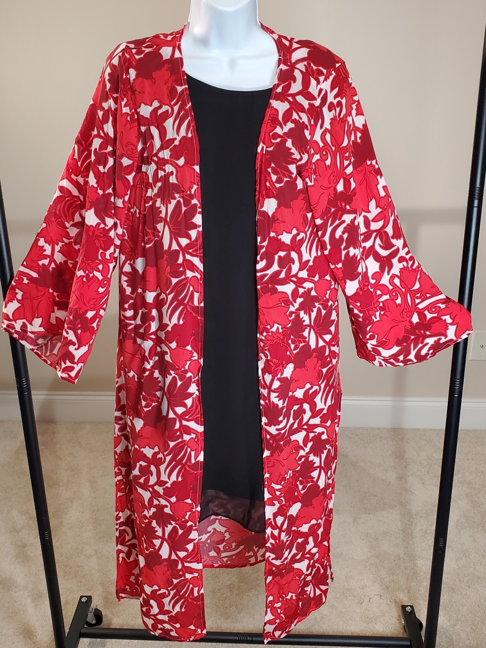Tennis Red Floral Duster Size Medium Flowy Lightweight